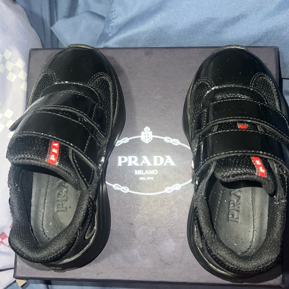 Kids all black pradas size 24 or 8-8 1/2 c